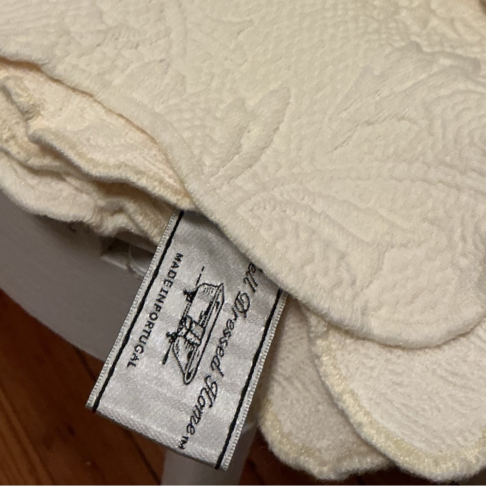 Well Dressed Home Matelasse Cotton Bedspread - Picture 6 of 14